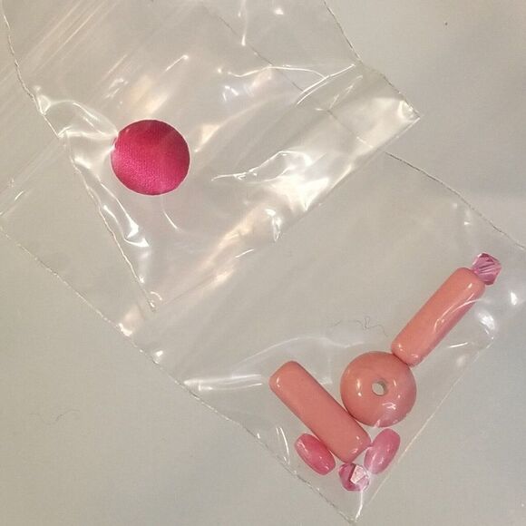 Blumarine Replacement Button With Pink Color Beads - Picture 2 of 4